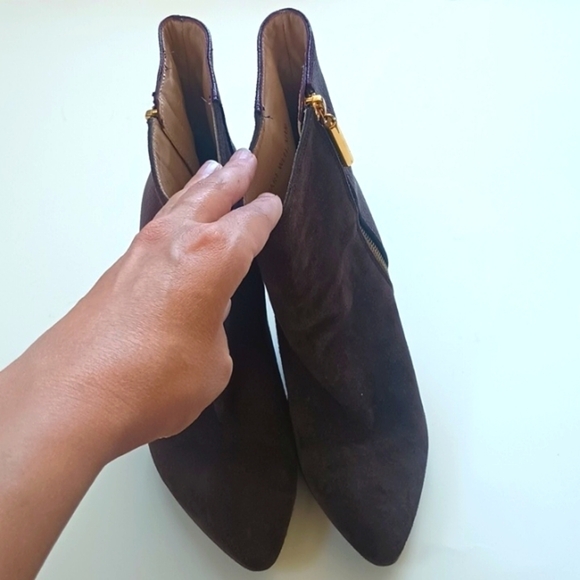 Stuart Weitzman Atomic West Suede bootie size 6 1/2 M - Picture 2 of 11